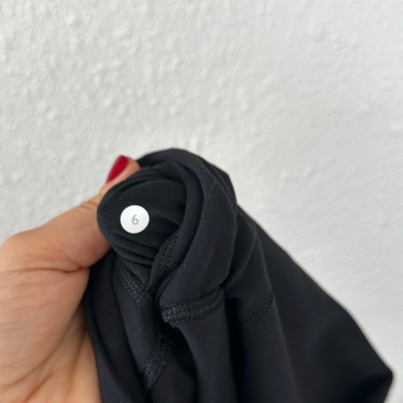 Lululemom Slim-Fit High-Rise Skirt Size S 4-6 - Picture 6 of 9